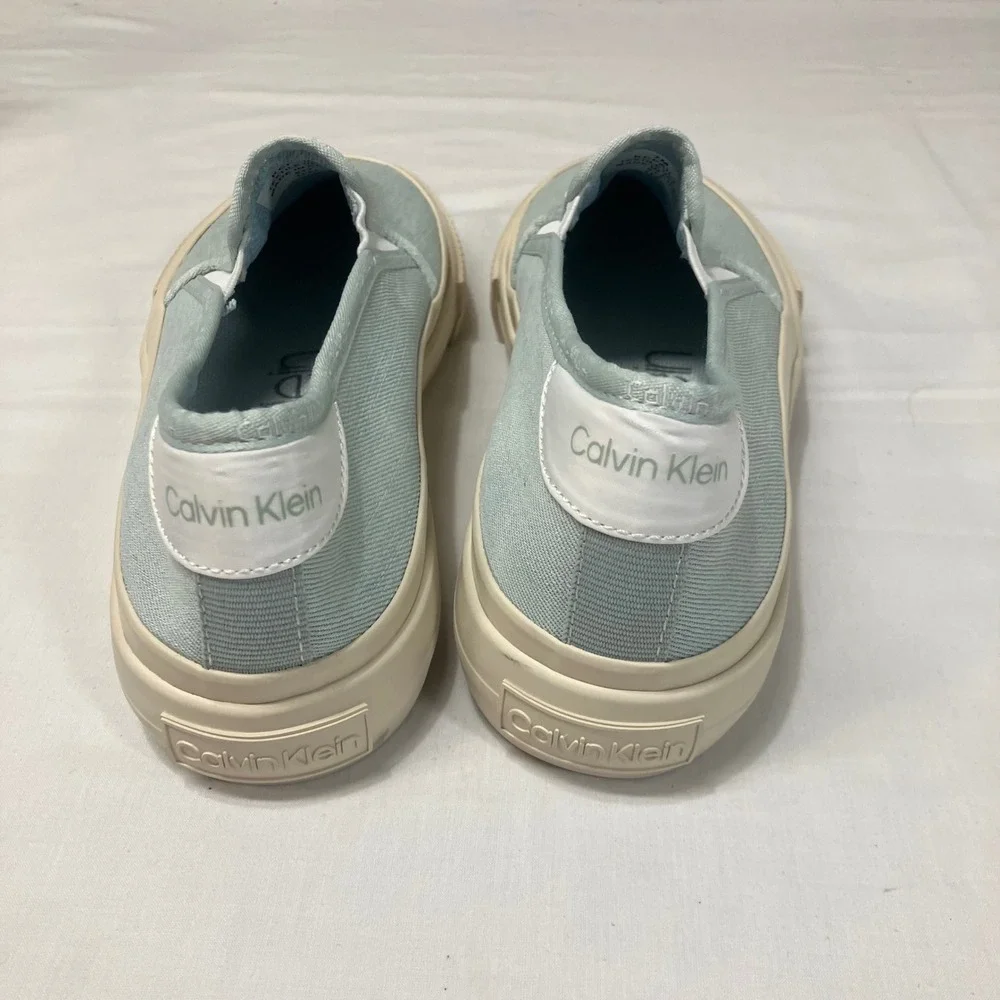 Calvin Klein KCPAILY Womens 7 Light Mint Green Slip On Sneakers Shoes Never Worn